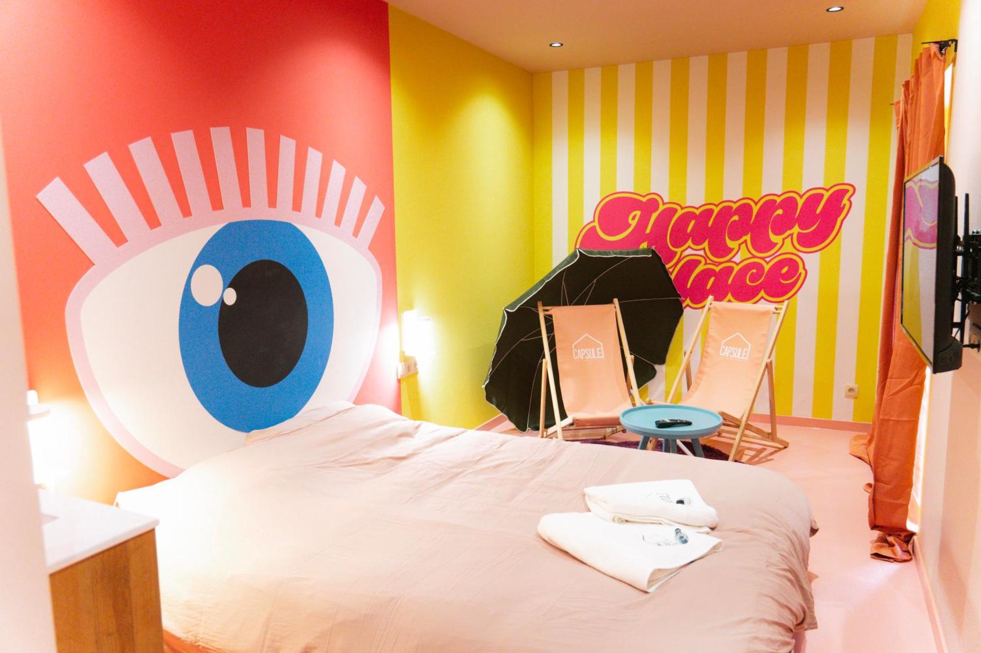 Capsule Girl Power Spa - Balneo - Sauna - Karaoke - Billard - 2 Chambres Charleroi Exterior photo